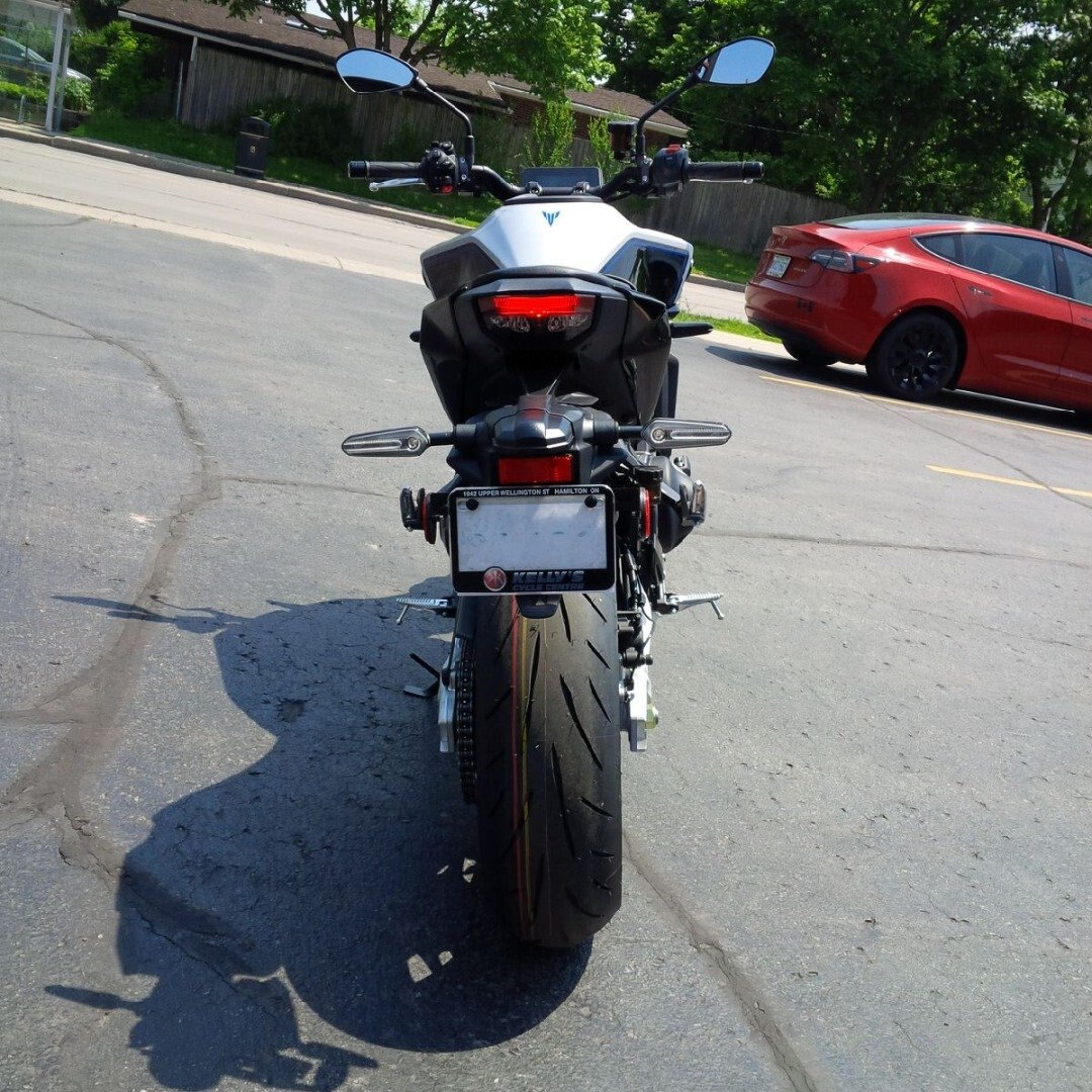 2025 Yamaha MT 09 SP