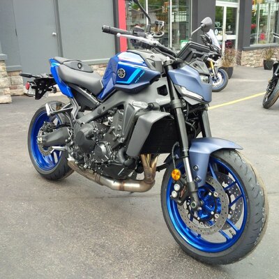 2025 Yamaha MT-09 Team Yamaha Blue