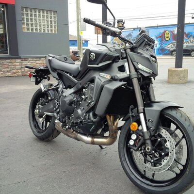 2025 Yamaha MT-09 Matte Raven Black