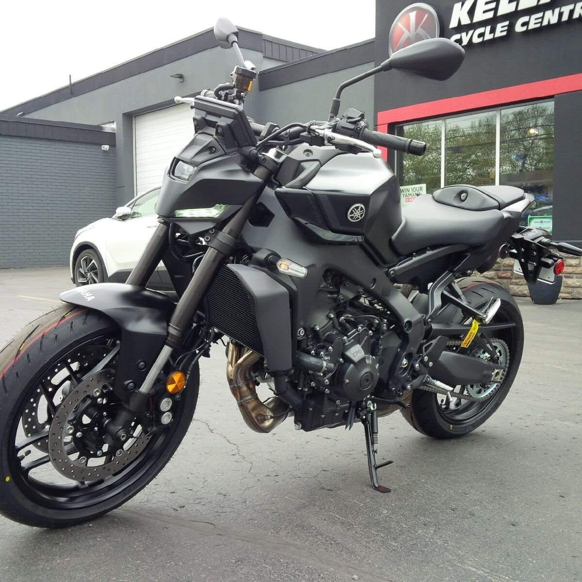 2025 Yamaha MT 09 Matte Raven Black