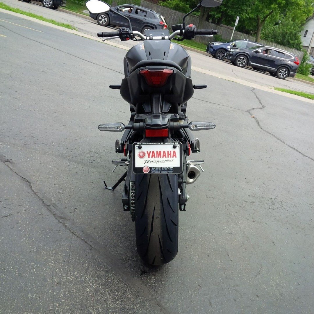 2025 Yamaha MT 07 Matte Raven Black