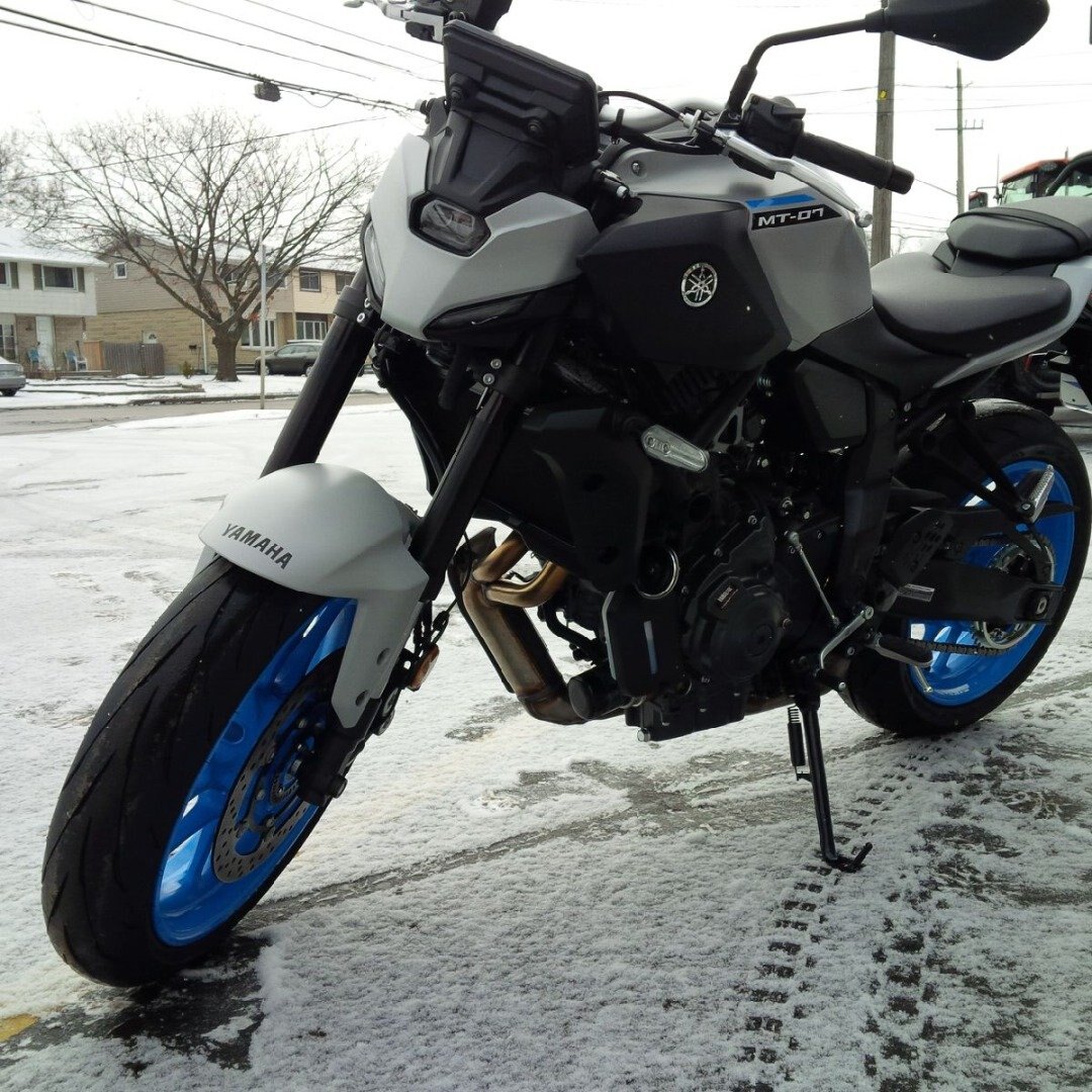 2025 Yamaha MT 07 Ice Storm