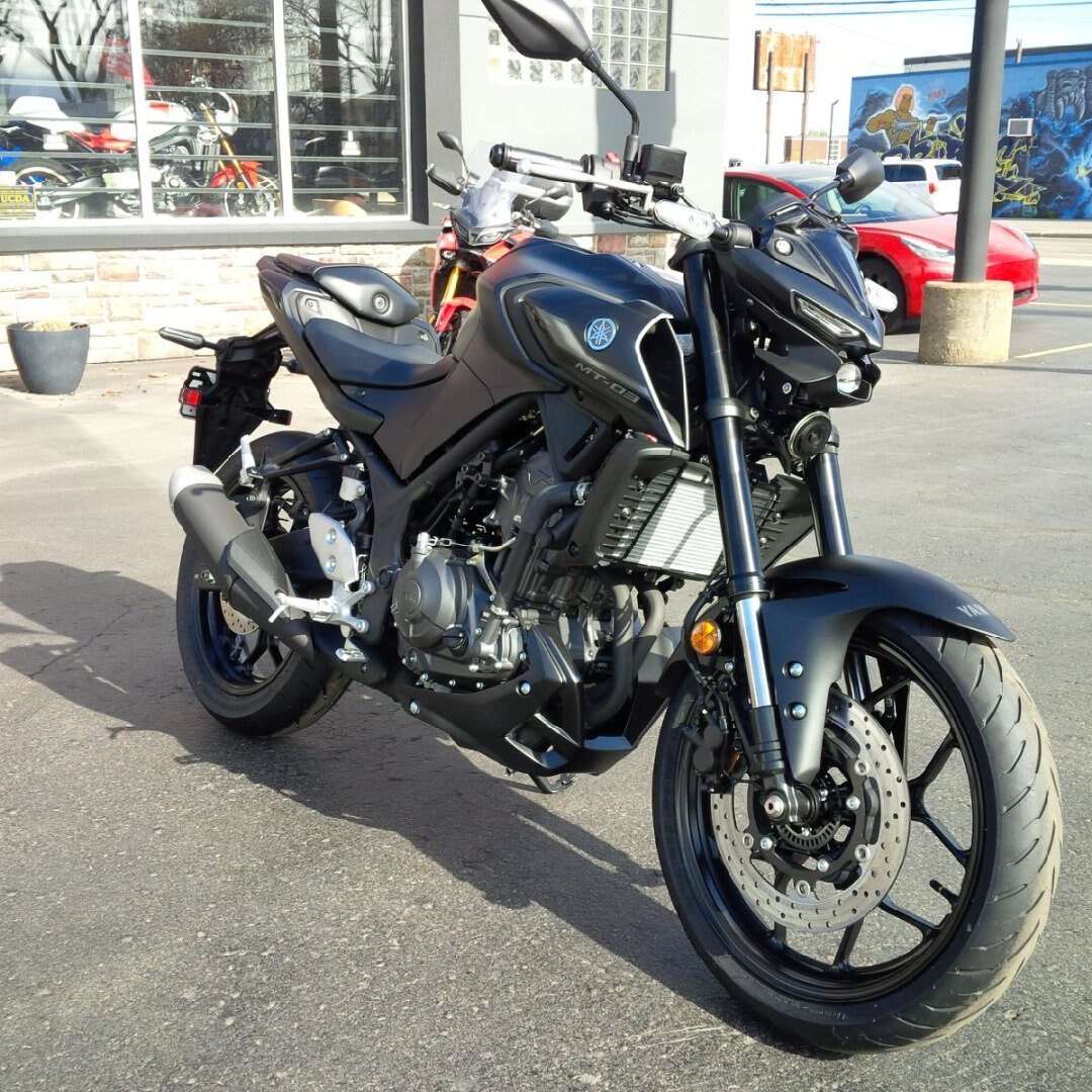 2025 Yamaha MT 03 Matte Raven Black