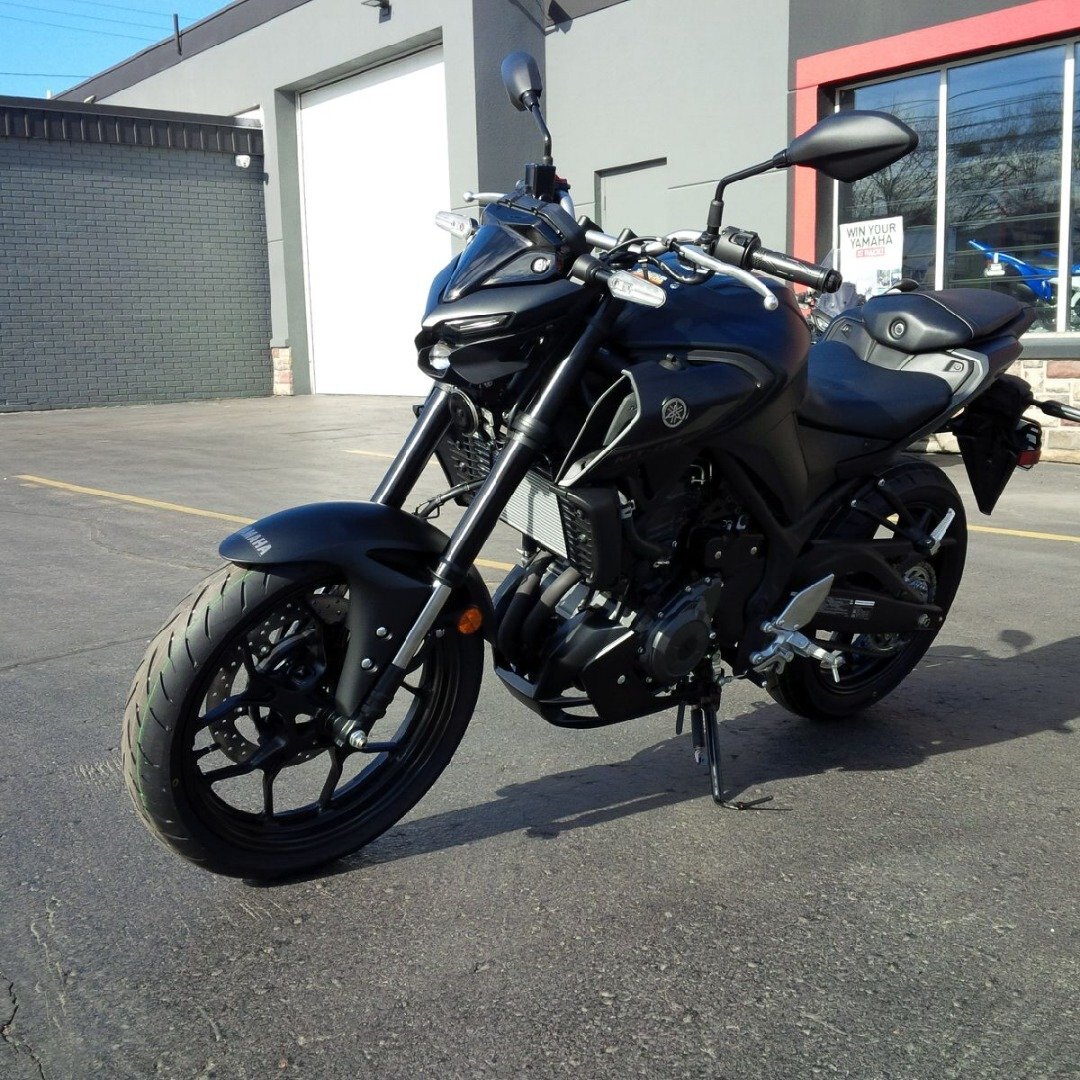 2025 Yamaha MT 03 Matte Raven Black