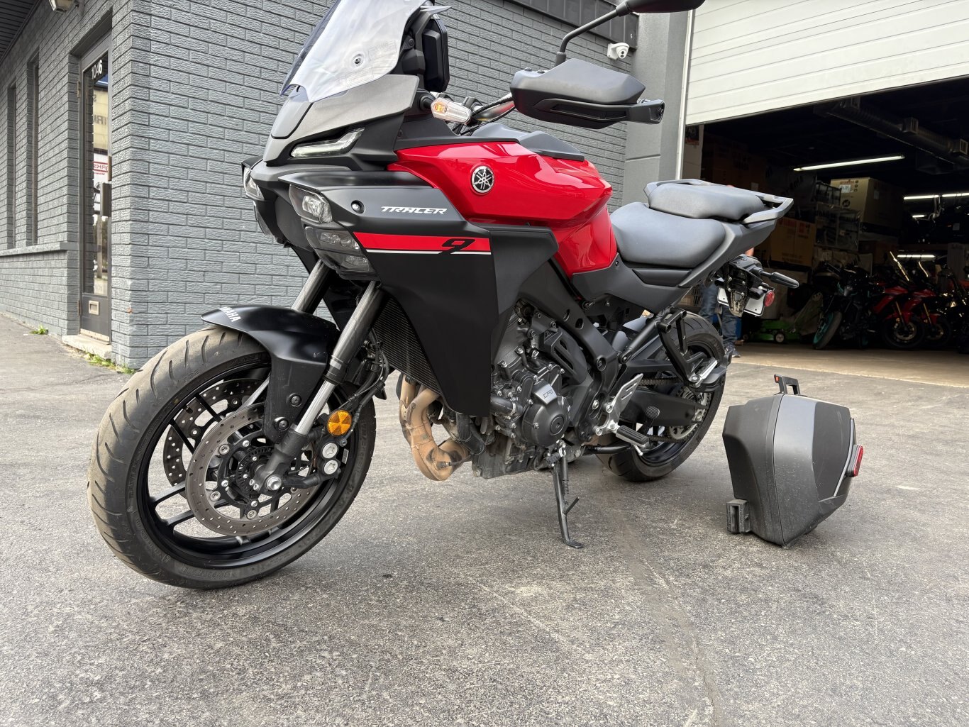 2025 Yamaha Tracer 9 GT Y AMT