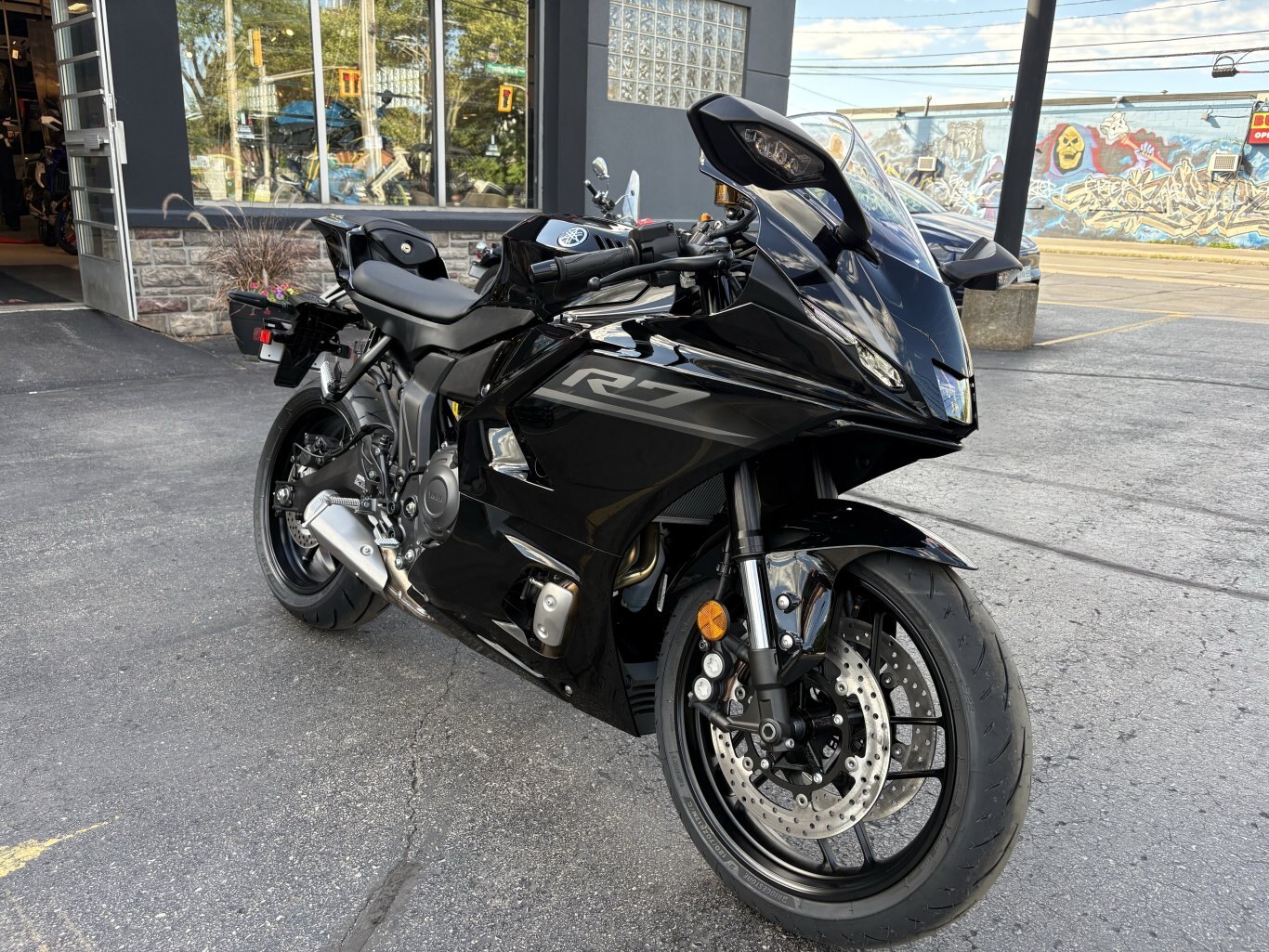 2026 Yamaha YZF R7 Raven Black