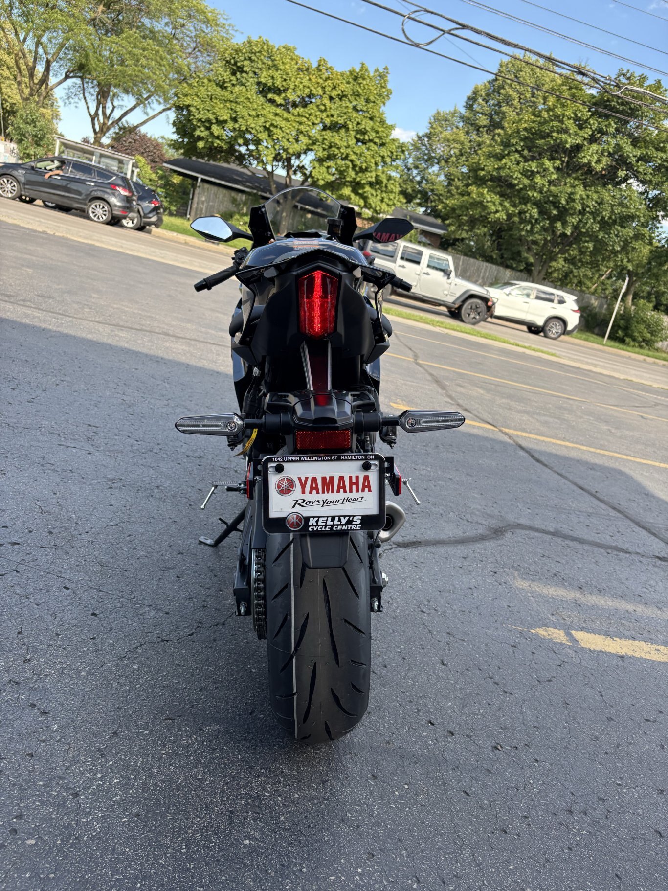 2026 Yamaha YZF R7 Raven Black