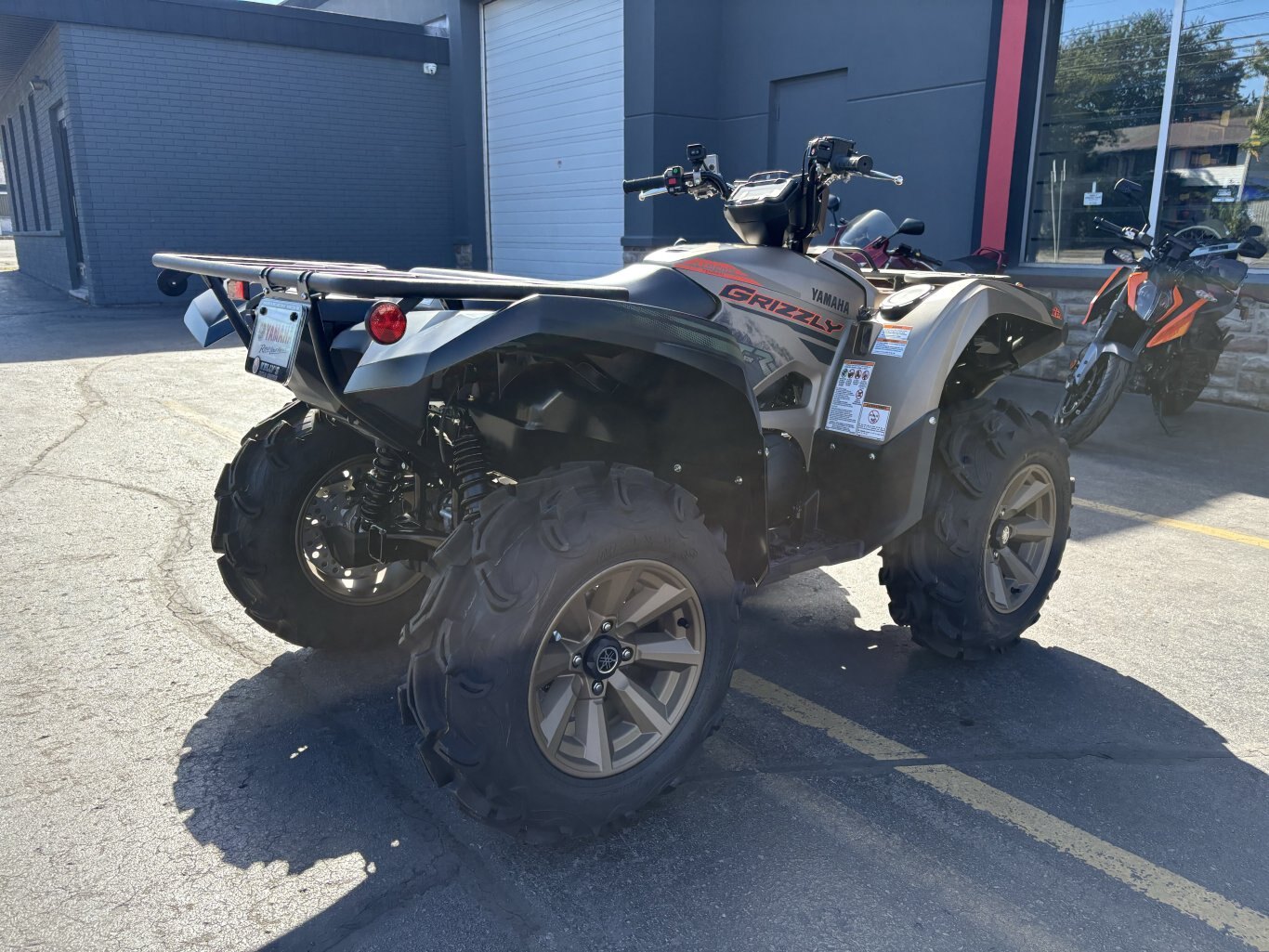 2027 Yamaha Grizzly EPS XT R Titanium Bronze/Tactical Black
