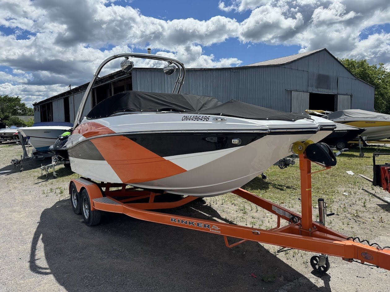 2014 Rinker MTX 200 | Trailer included