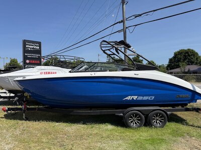 2025 Yamaha AR250 Space Blue