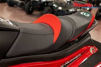 2026 Yamaha VX Cruiser Torch Red/Pearl