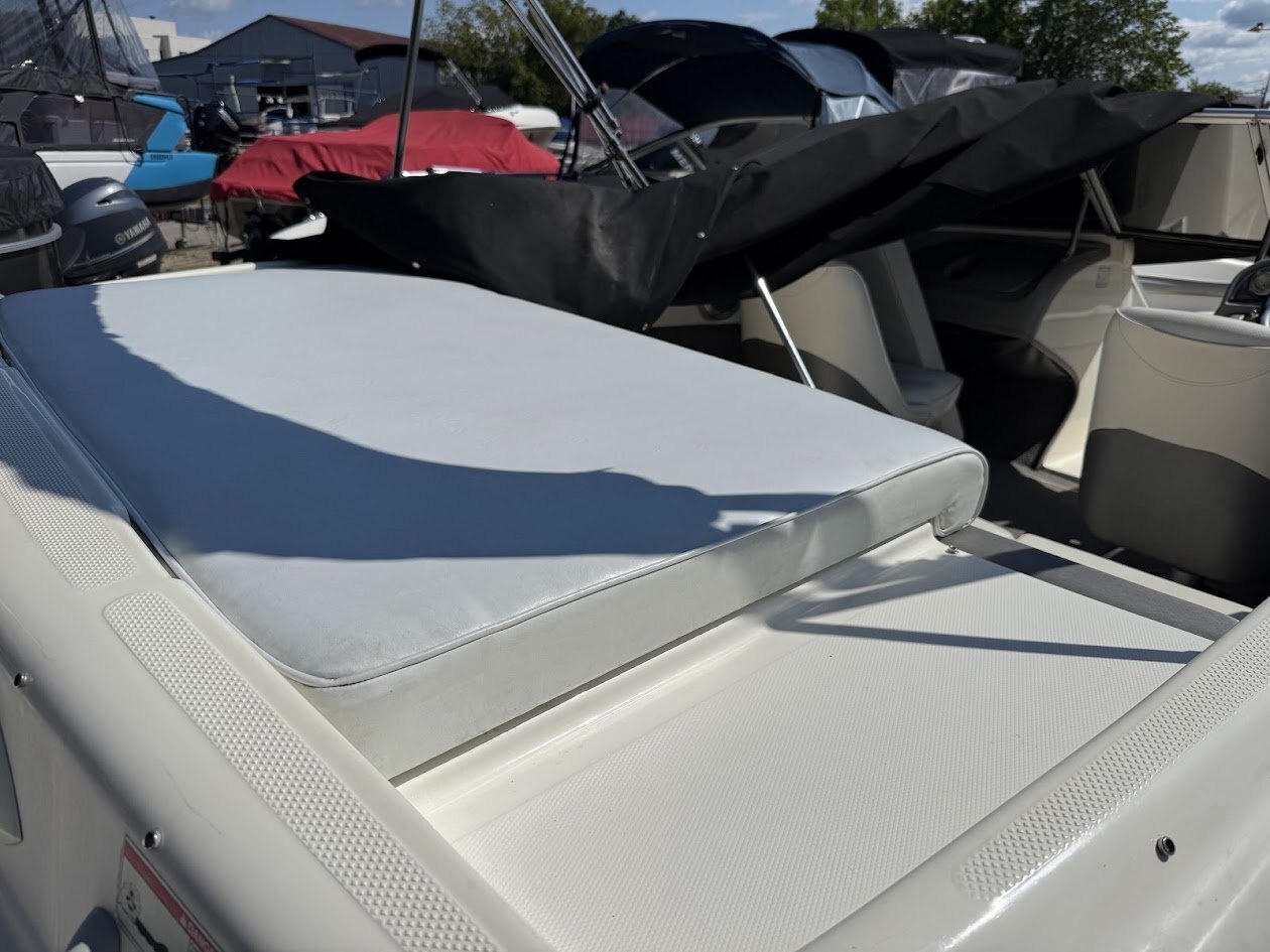 2007 Bayliner 185 | Brand new engine 3.0 Mercruiser | Trailer included