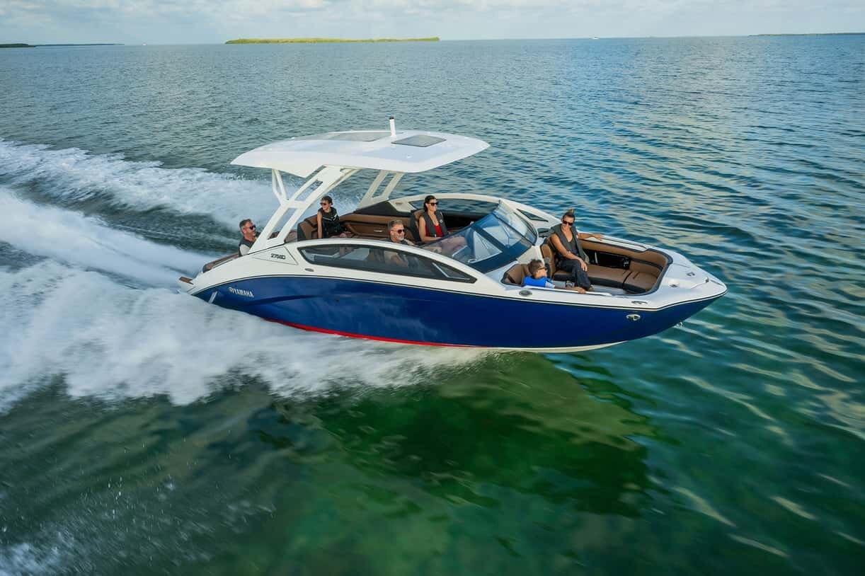 2027 Yamaha 275SD Yacht Blue