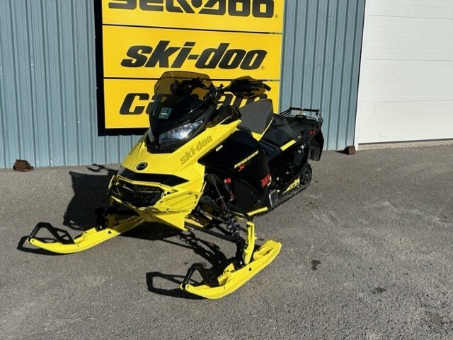 2022 Ski-doo Renegade XRS 850 E-Tec