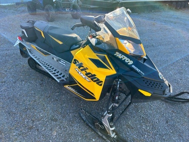 2014 SKI-DOO MXZ 600 SPORT