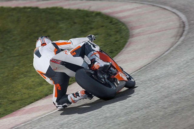 KTM 1190 RC8 R 2014