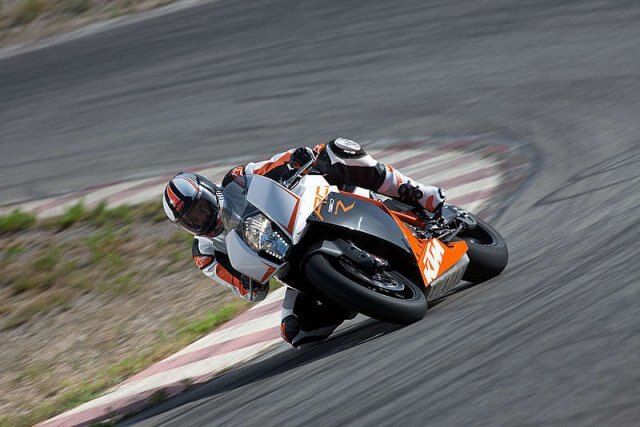 KTM 1190 RC8 R 2014