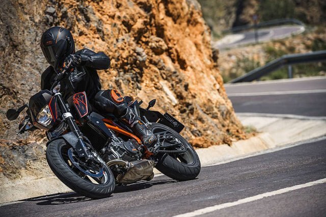 KTM 690 DUKE ABS