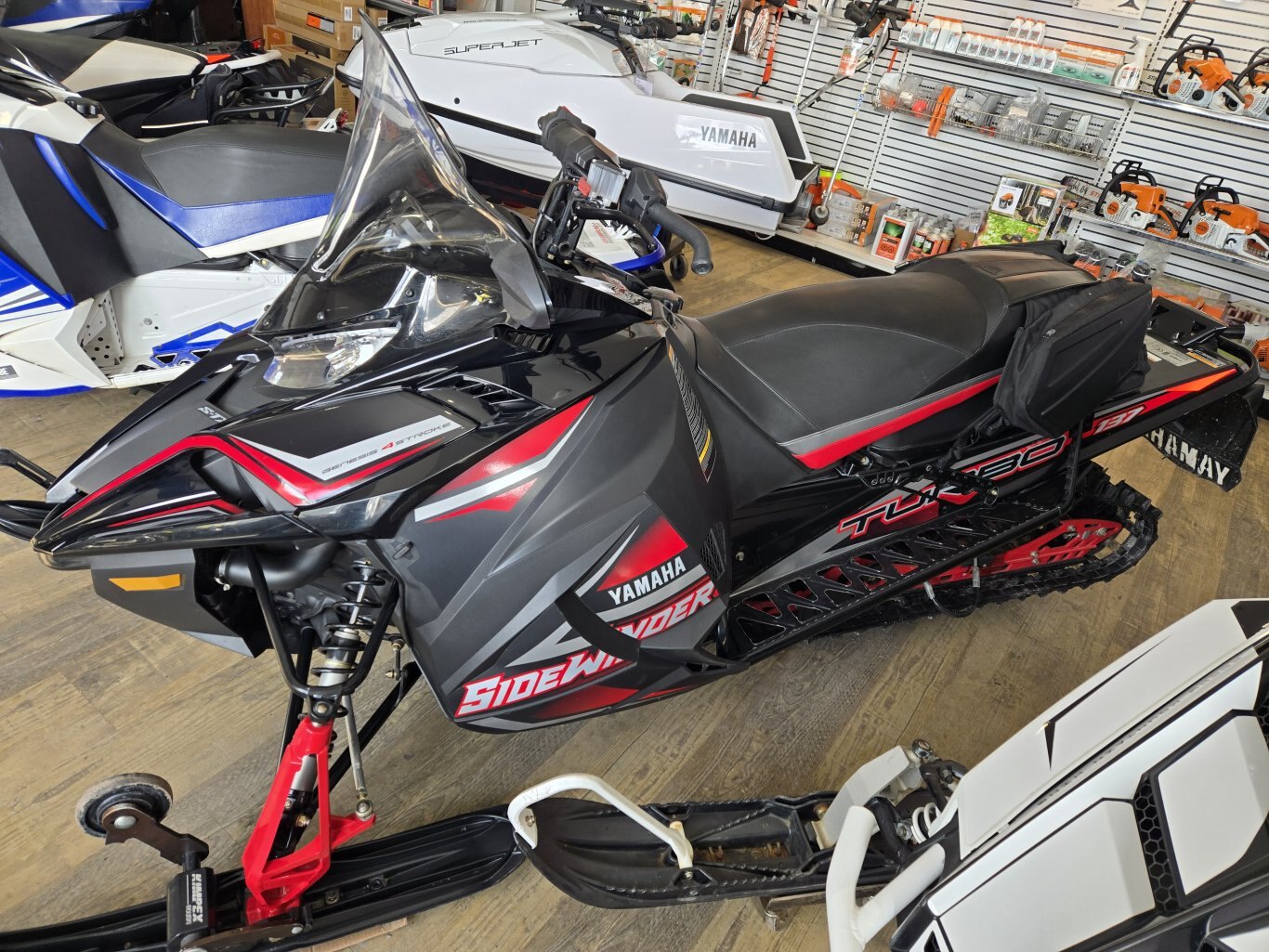 2017 YAMAHA SIDEWINDER S-TX 137