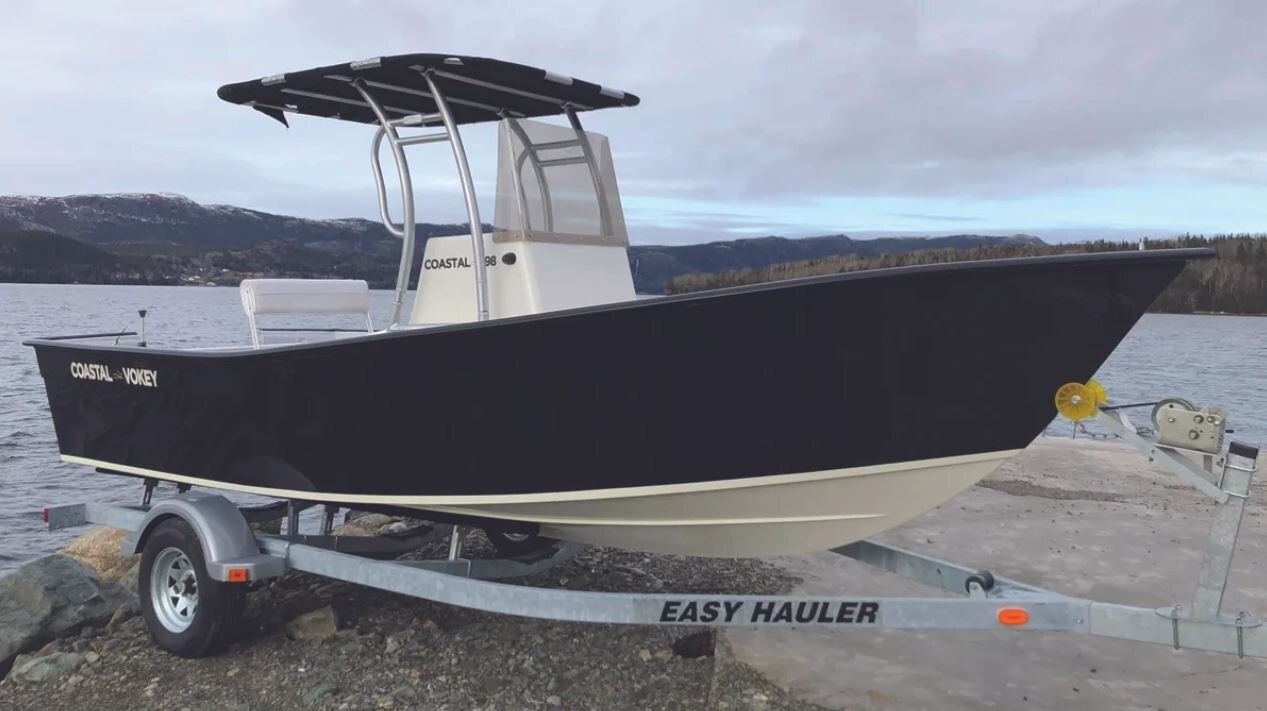 2023 Coastal 198 Center Console