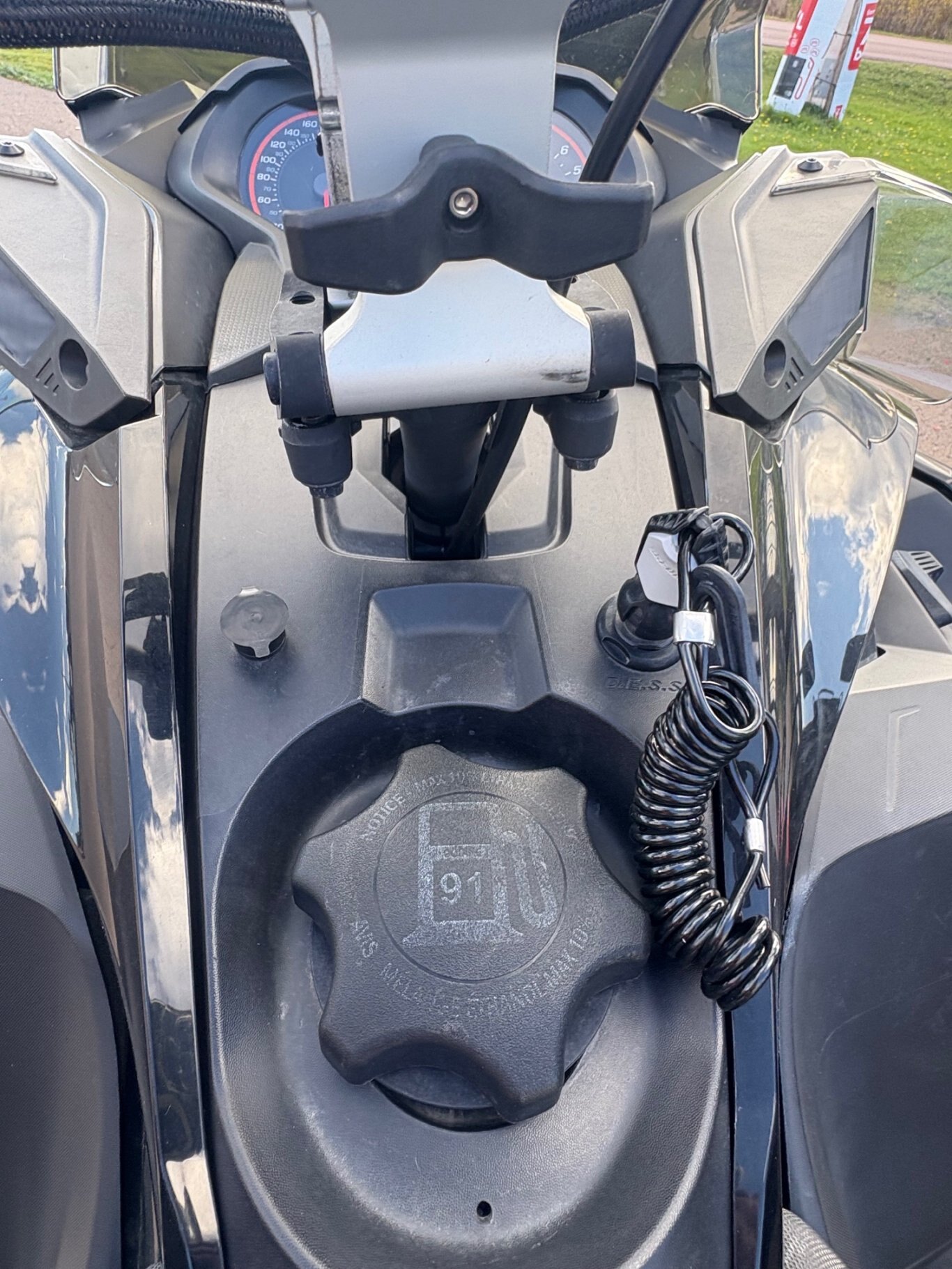 2017 Ski Doo MXZ X 850 E TEC 7354kms