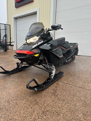 2017 Ski Doo MXZ X 850 E TEC 7354kms