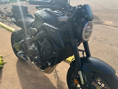 2023 Honda CB650R - Only 2150kms