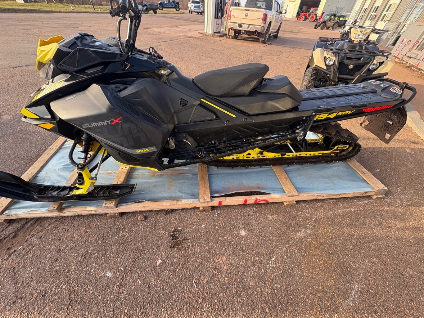 2018 Ski Doo Summit X 850 E Tec 154 6010kms