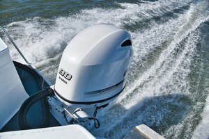 Yamaha F90LB, 20 Shaft, Electric Start, Power Trim/Tilt