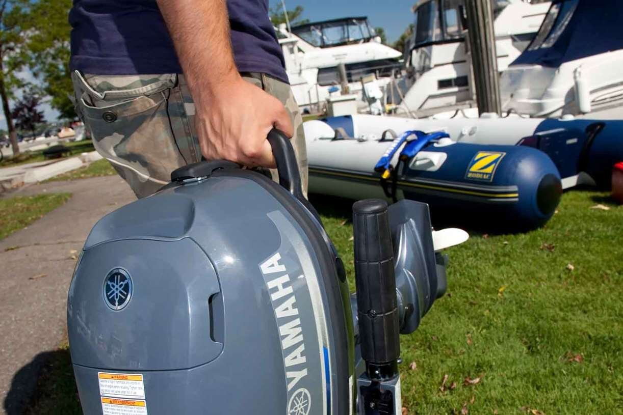 Yamaha F6SMHA, Grey, 15 Shaft, Manual Start, Tiller Handle