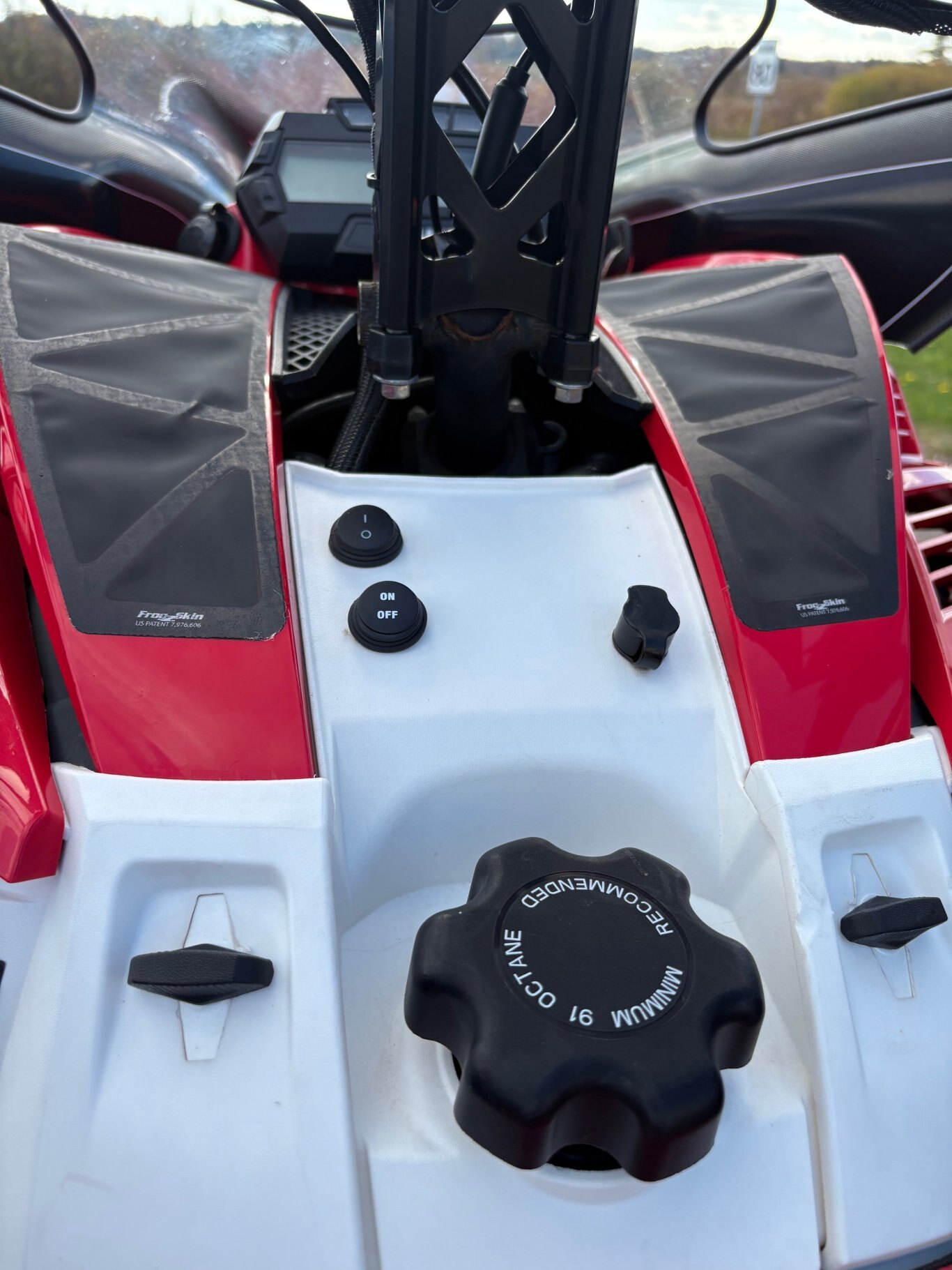 2019 Yamaha Sidewinder L TX SE Broken front Plastic