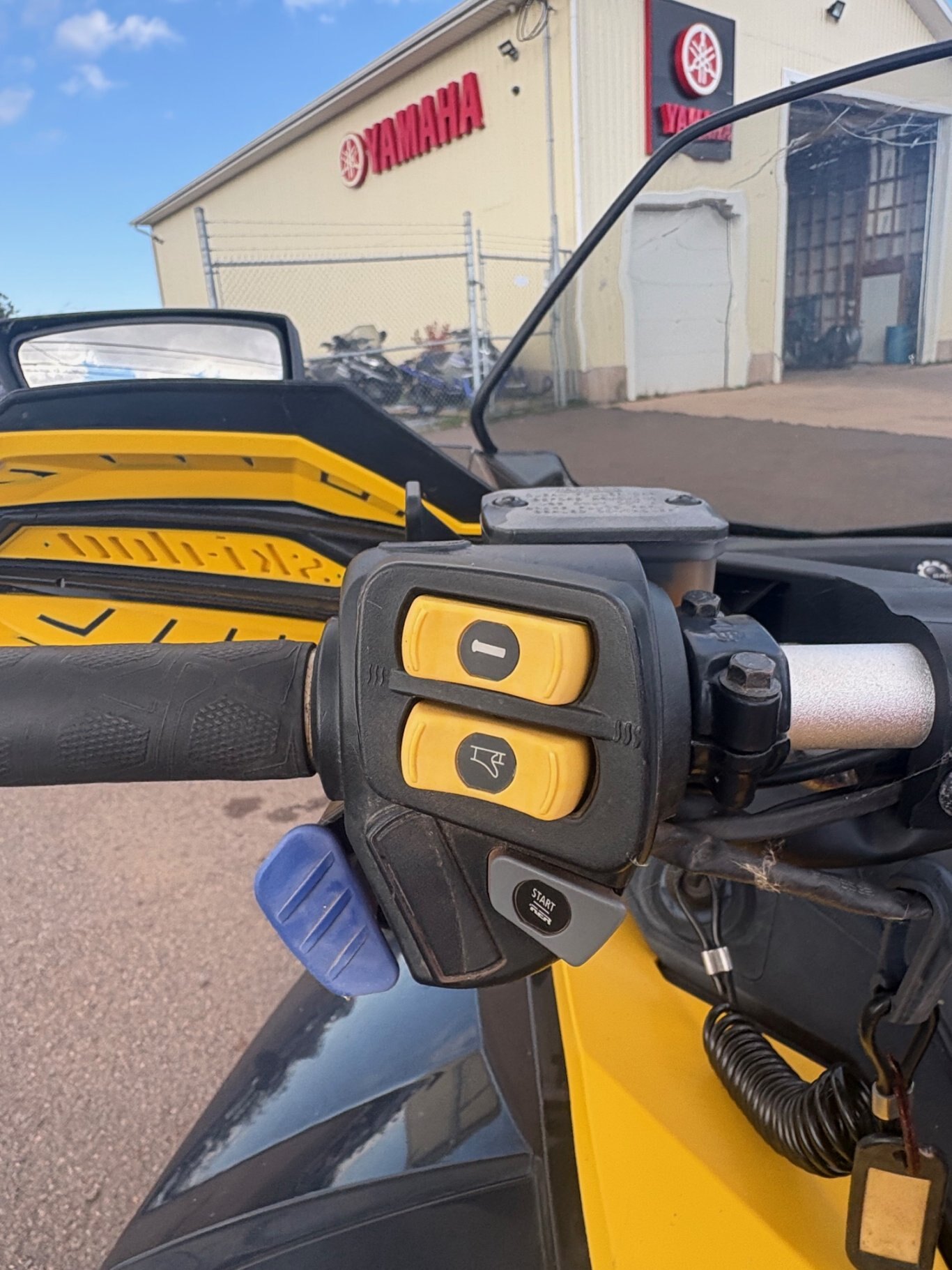 2010 Ski doo Renegade 1200 Adrenalin As Is Needs Reverse Repairs