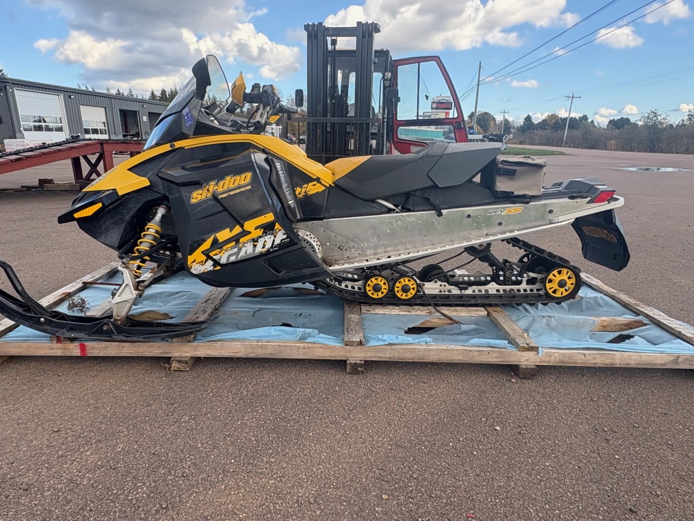 2010 Ski doo Renegade 1200 Adrenalin As Is Needs Reverse Repairs