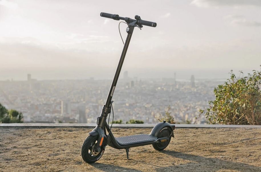 Emmo Segway Ninebot F2 Pro KickScooter