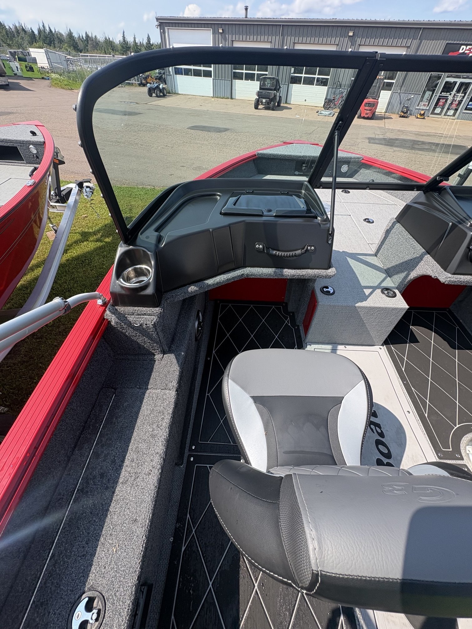 2026 G3 Angler V17 FS with Trailer & Yamaha VMAX 115hp SHO Outboard