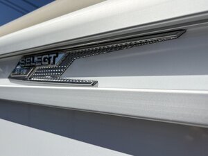 2026 SunCatcher Select 18C Pontoon with Trailer & Yamaha F30hp Outboard