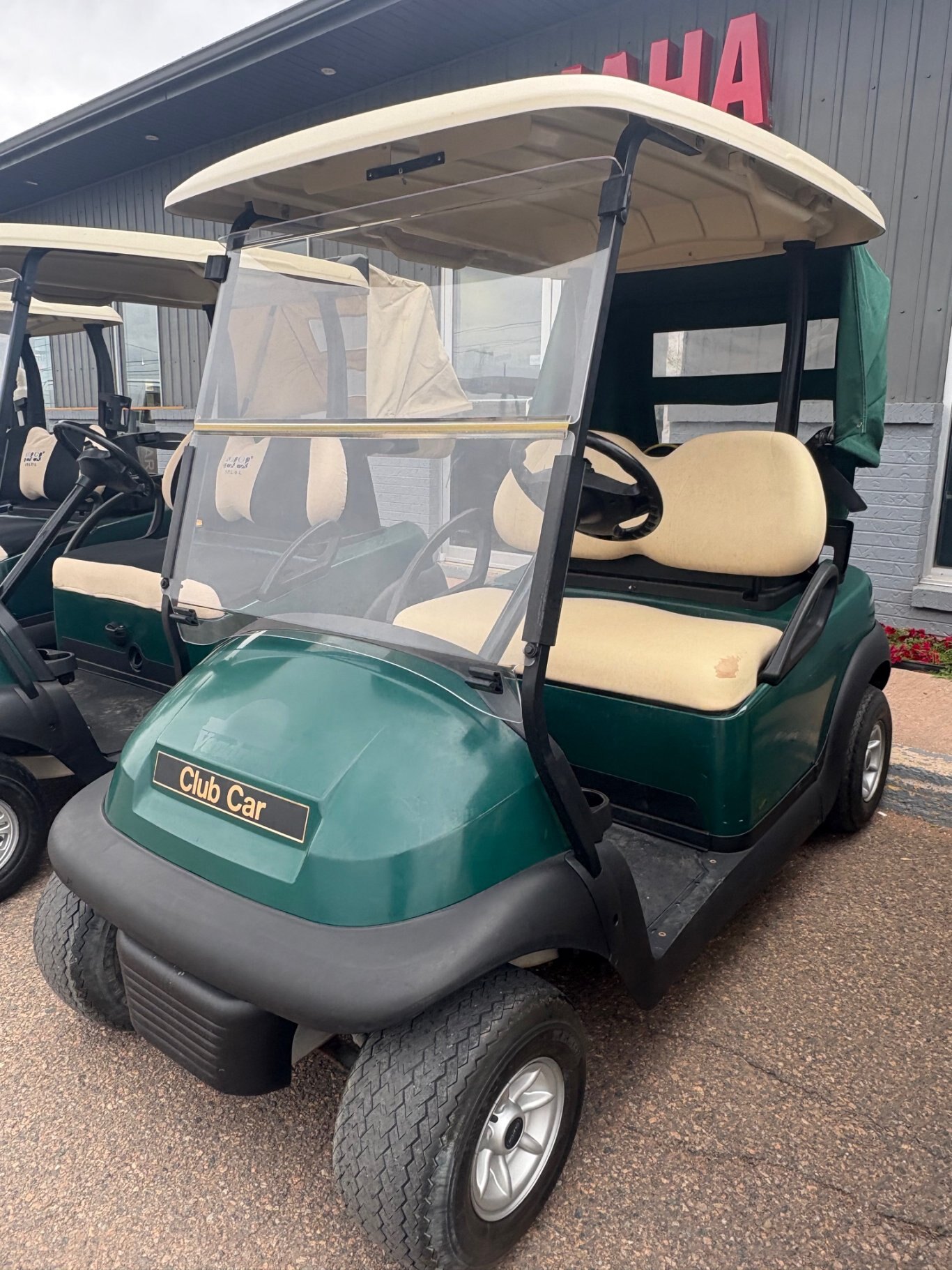 2015 Club Car Precedent i2 Electric ERIC with Charger
