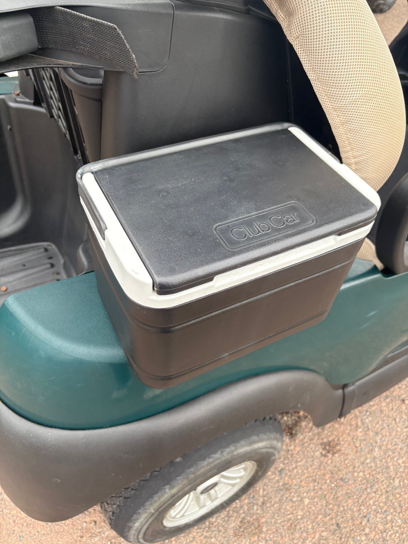 2015 Club Car Precedent i2 Electric ERIC with Charger