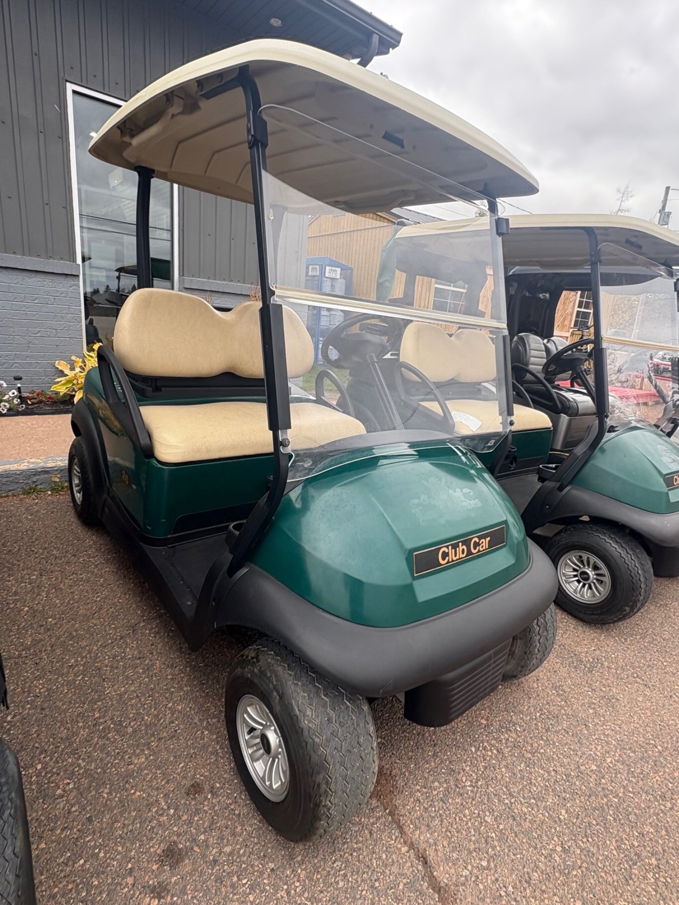 2015 Club Car Precedent i2 Electric ERIC with Charger