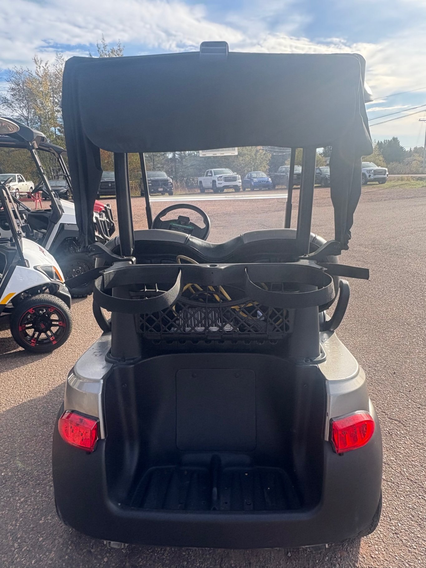 2020 Club Car Tempo Connect Electric ERIC 2 Non lifted with Charger