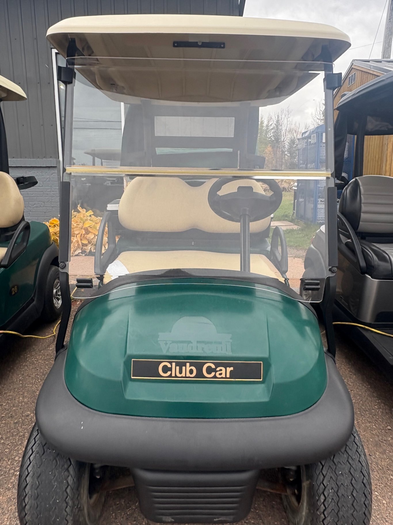 2015 Club Car Precedent i2lL Electric with Charger