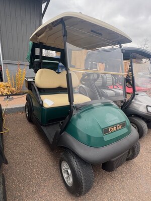 2015 Club Car Precedent i2lL Electric with Charger will have New Batteries