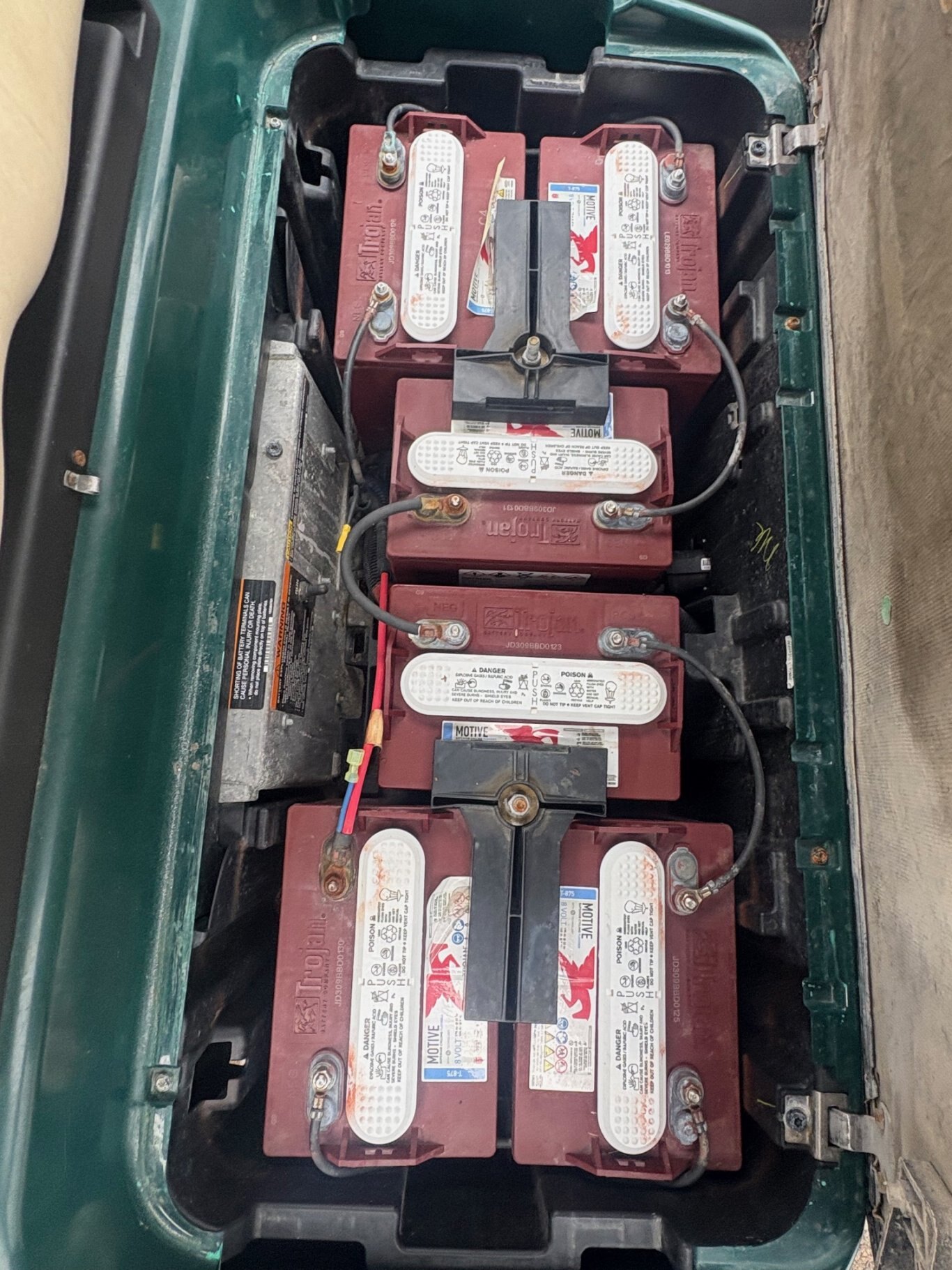 2015 Club Car Precedent i2lL Electric with Charger