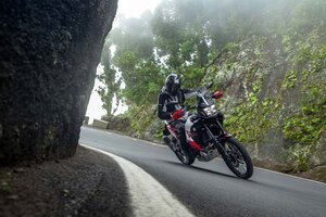 2026 Yamaha Ténéré 700 World Raid Midnight Black