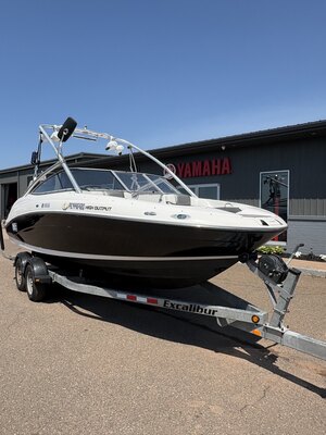 2008 Yamaha 212X with 2020 Trailer Fixable Hull Marks from Trailer
