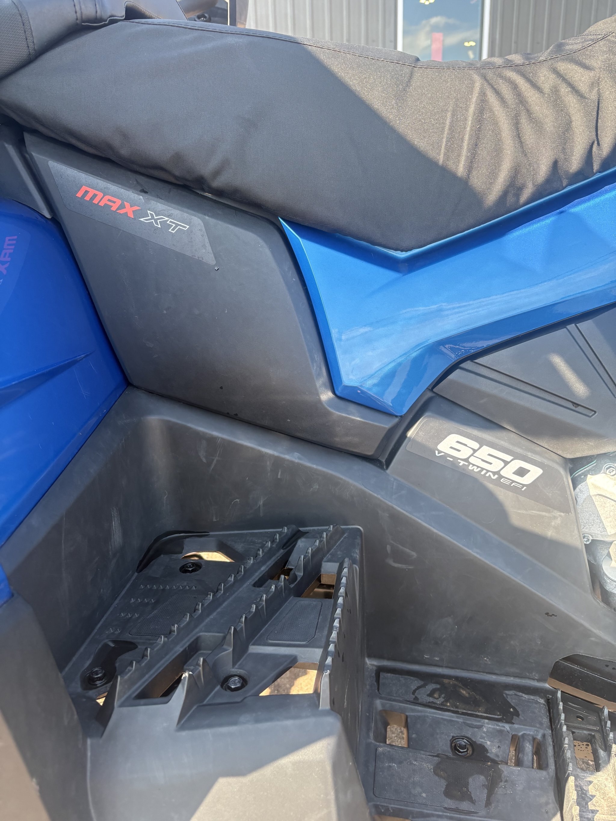 2022 Can Am Outlander MAX XT 650 with Plow Only 243kms