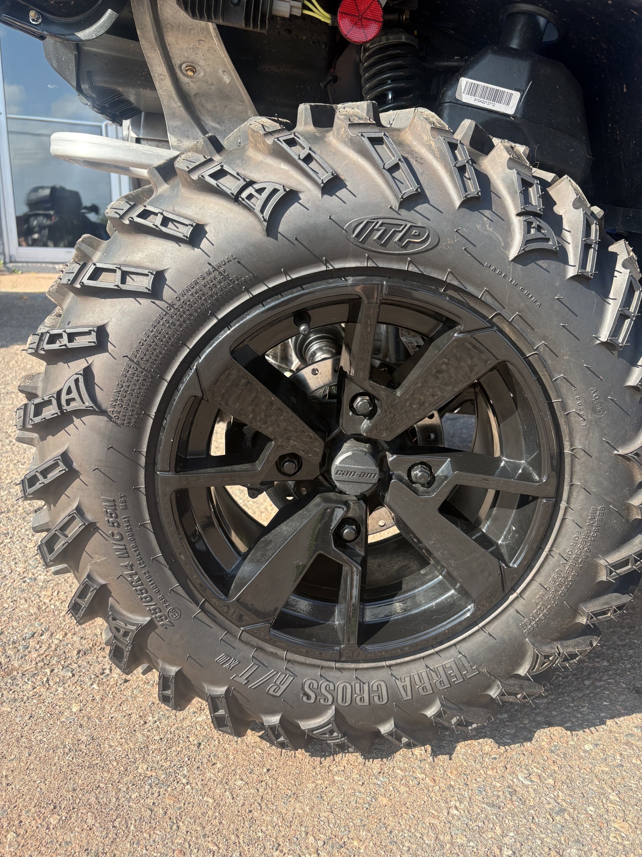 2022 Can Am Outlander MAX XT 650 with Plow Only 243kms
