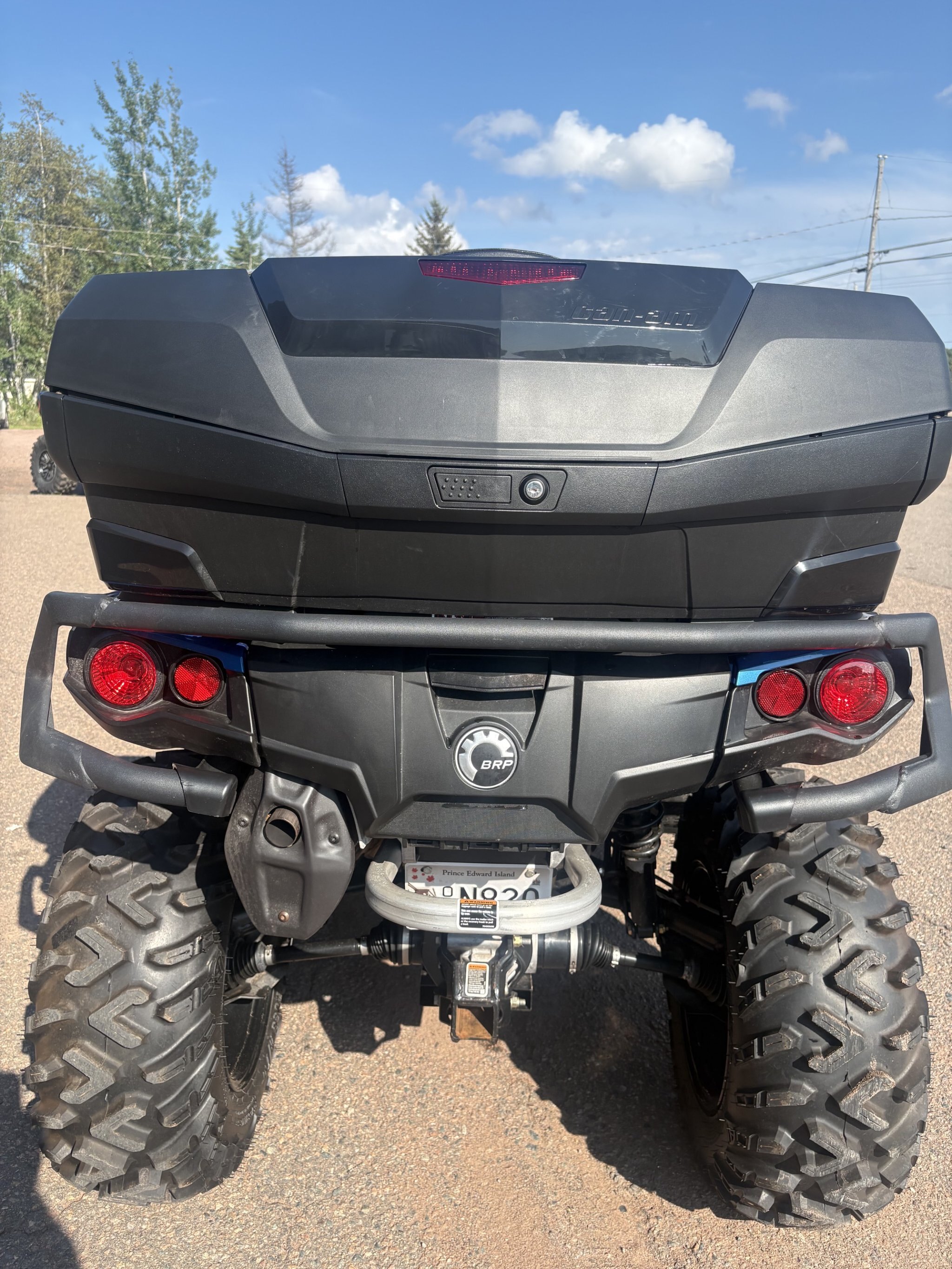 2022 Can Am Outlander MAX XT 650 with Plow Only 243kms