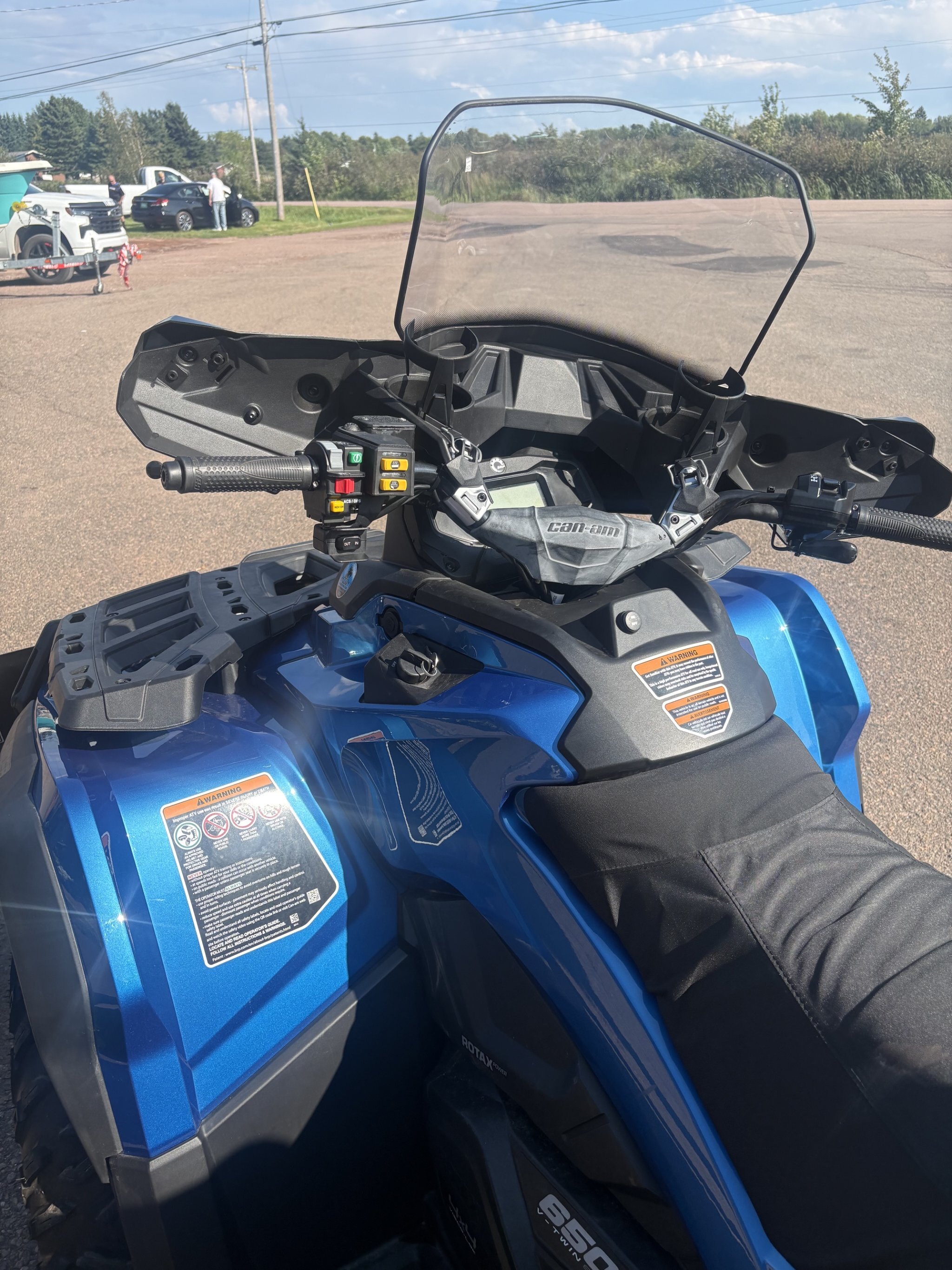 2022 Can Am Outlander MAX XT 650 with Plow Only 243kms