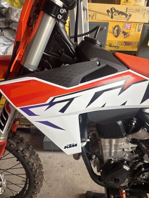 2023 KTM 450 SX F Comes with New White Plastics & New Seat, Only 4.3 Hours on Meter (Stand Not Included)